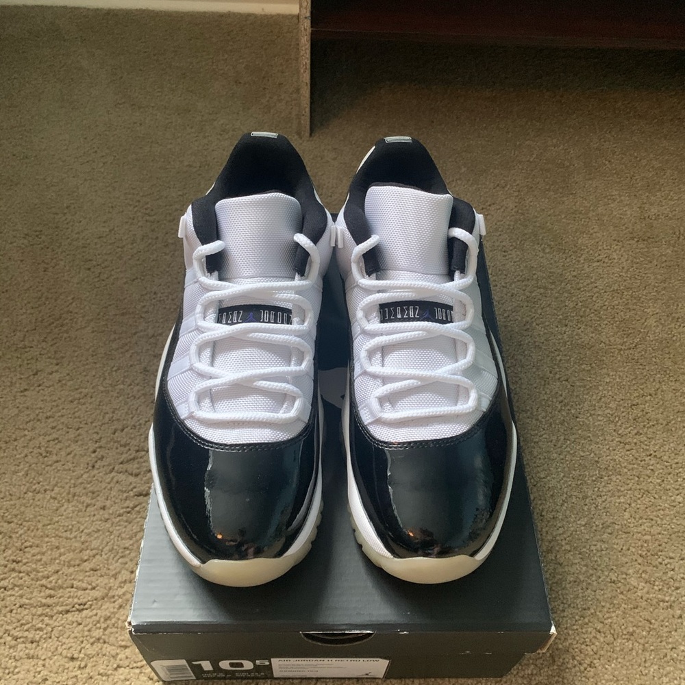Jordan 11 concord lows